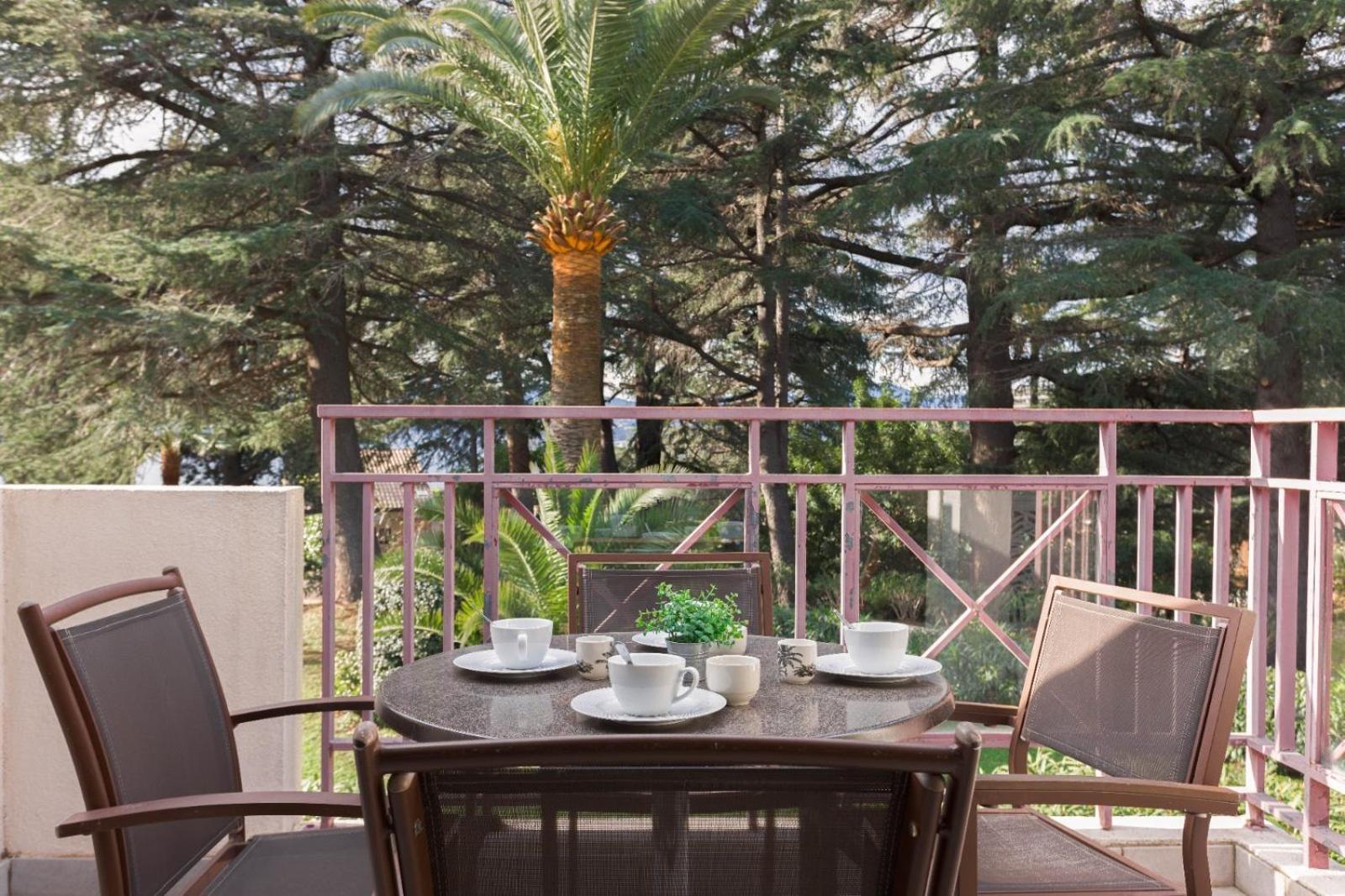 Cosy Francia - Terrasse, Piscine, Parking, Clim *